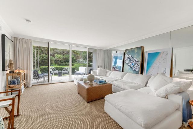 2774 S Ocean Boulevard 105, Palm Beach, FL 33480