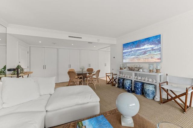 2774 S Ocean Boulevard 105, Palm Beach, FL 33480