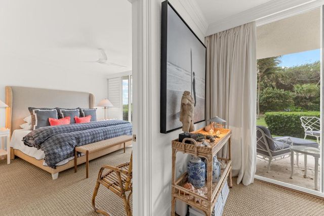 2774 S Ocean Boulevard 105, Palm Beach, FL 33480