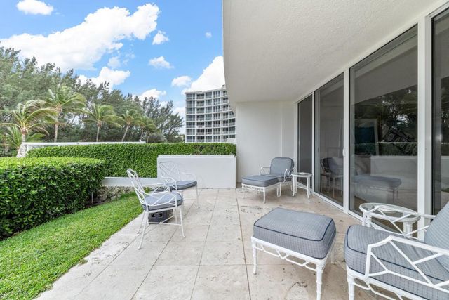 2774 S Ocean Boulevard 105, Palm Beach, FL 33480