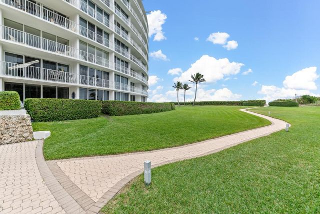 2774 S Ocean Boulevard 105, Palm Beach, FL 33480