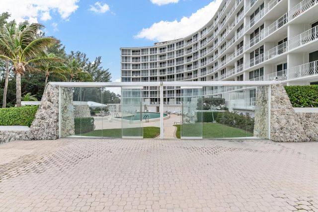 2774 S Ocean Boulevard 105, Palm Beach, FL 33480