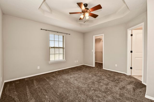 1403 N Farmington Drive, Ozark, MO 65721