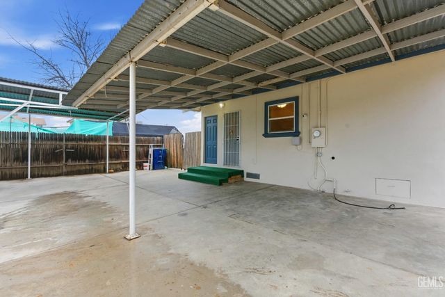 125 L Street, Bakersfield, CA 93304