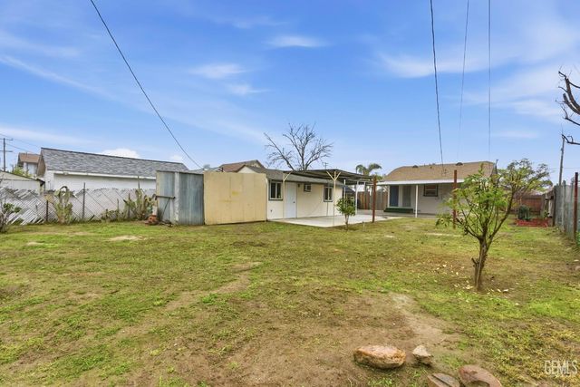 125 L Street, Bakersfield, CA 93304