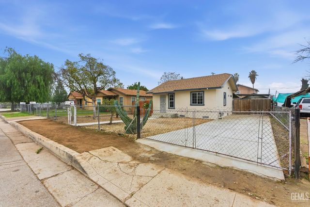 125 L Street, Bakersfield, CA 93304
