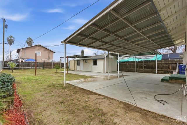 125 L Street, Bakersfield, CA 93304