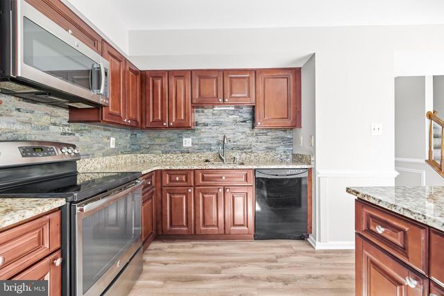 6651 HUNTING PATH RD, Haymarket, VA 20169