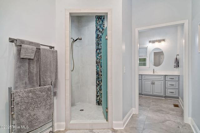 212 Lakeshore Drive, Lake Waccamaw, NC 28450