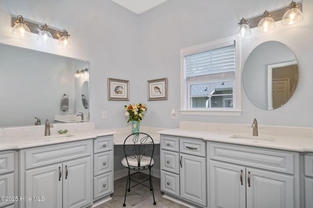 212 Lakeshore Drive, Lake Waccamaw, NC 28450