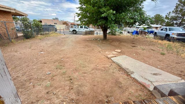 847 Luna Street, Las Cruces, NM 88001