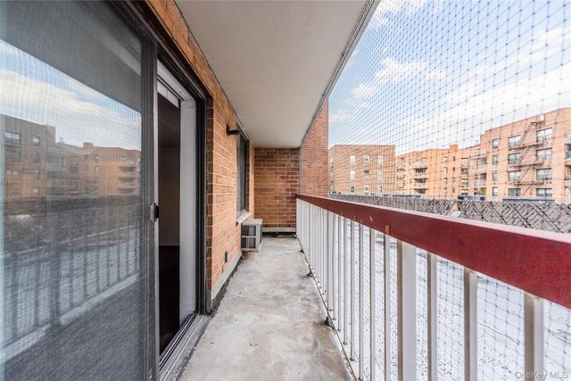 136-24 Maple Avenue 3B, Flushing, NY 11355