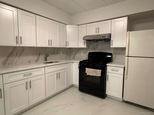 136-24 Maple Avenue 3B, Flushing, NY 11355