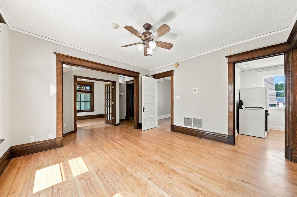 1174 14th Avenue SE, Minneapolis, MN 55414 — photo 3