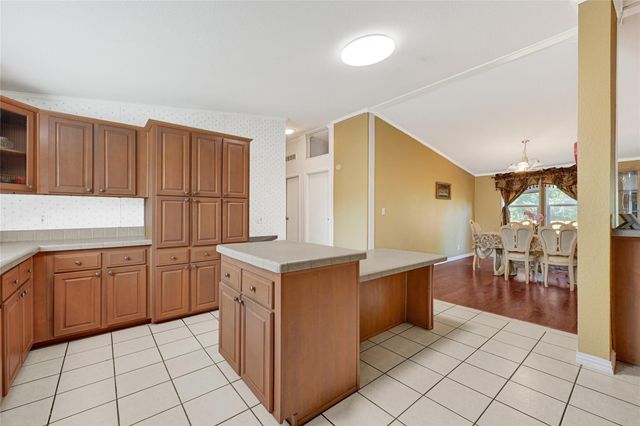 3233 Clarksville Street, La Porte, TX 77571