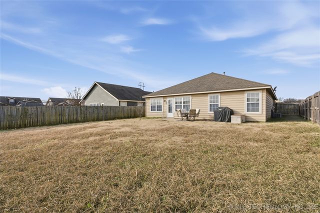11103 N 143rd East Avenue, Owasso, OK 74055