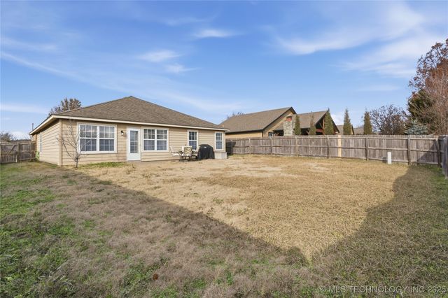 11103 N 143rd East Avenue, Owasso, OK 74055