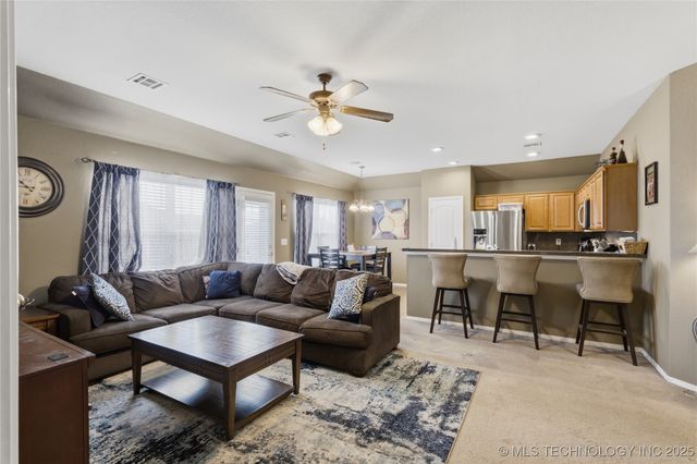 11103 N 143rd East Avenue, Owasso, OK 74055