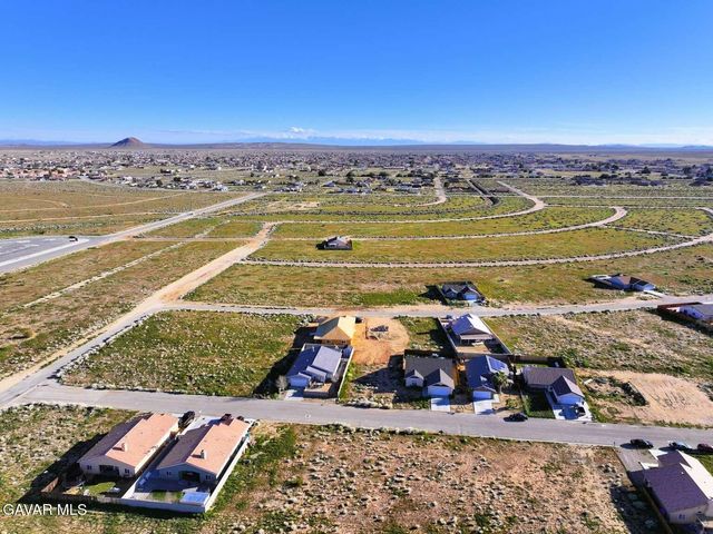 8315 Milner Drive, California City, CA 93505