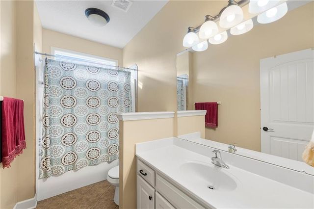 1362 Brompton Lane, Raymore, MO 64083