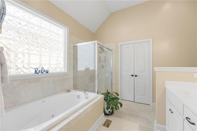 1362 Brompton Lane, Raymore, MO 64083