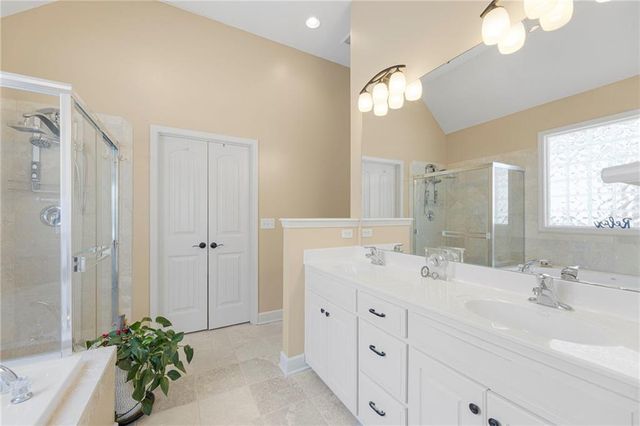 1362 Brompton Lane, Raymore, MO 64083