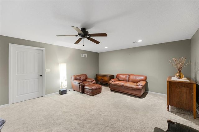 1362 Brompton Lane, Raymore, MO 64083