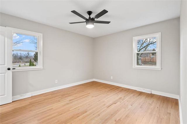 9501 Grand Avenue, Kansas City, MO 64114