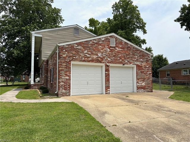 2 Yulee CT, Hampton, VA 23669