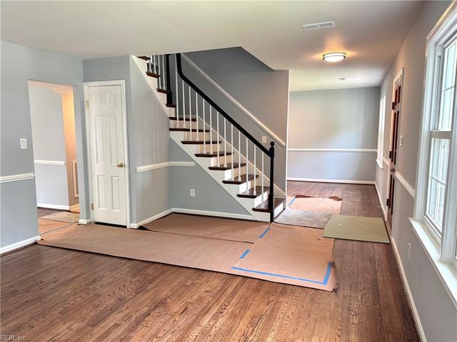 2 Yulee CT, Hampton, VA 23669