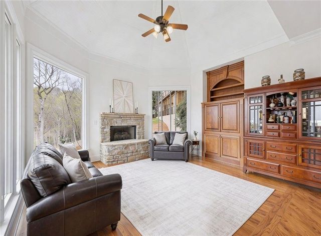 3734 Wavespray Court, Gainesville, GA 30506