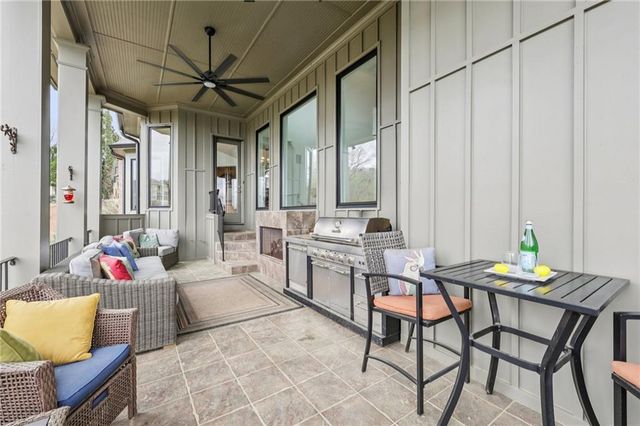 3734 Wavespray Court, Gainesville, GA 30506