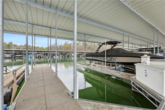3734 Wavespray Court, Gainesville, GA 30506