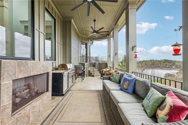 3734 Wavespray Court, Gainesville, GA 30506