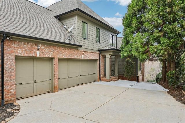 3734 Wavespray Court, Gainesville, GA 30506