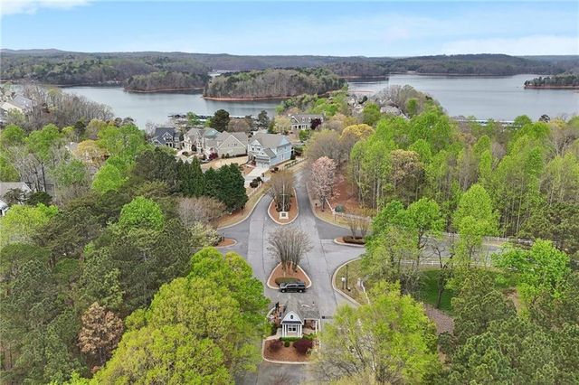 3734 Wavespray Court, Gainesville, GA 30506