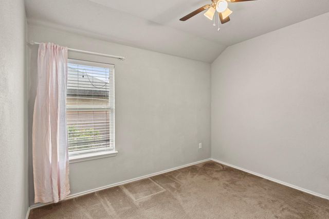 499 Eagle Brook LN, Buda, TX 78610