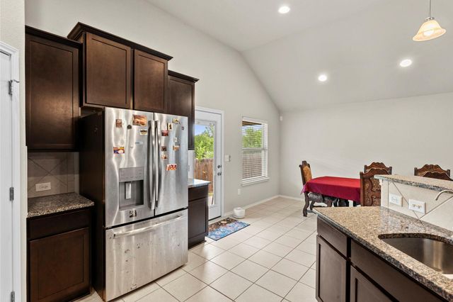 499 Eagle Brook LN, Buda, TX 78610