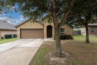 499 Eagle Brook LN, Buda, TX 78610