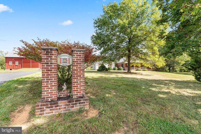 11625 WALNUT POINT RD, Hagerstown, MD 21740