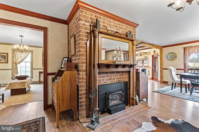 11625 WALNUT POINT RD, Hagerstown, MD 21740