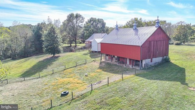 11625 WALNUT POINT RD, Hagerstown, MD 21740