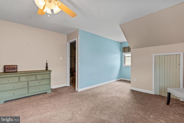 11625 WALNUT POINT RD, Hagerstown, MD 21740