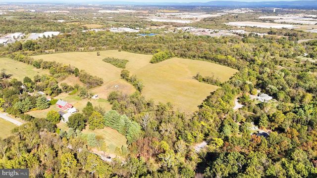 11625 WALNUT POINT RD, Hagerstown, MD 21740