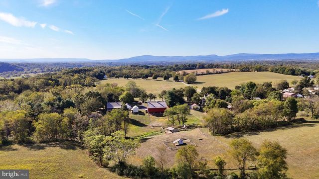 11625 WALNUT POINT RD, Hagerstown, MD 21740