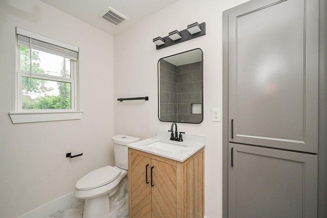 226 Hyta Street, Houston, TX 77018