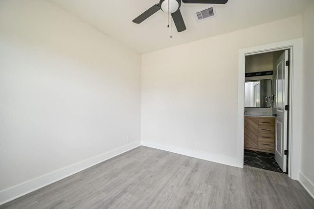 226 Hyta Street, Houston, TX 77018