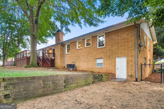 6855 Ramundo Drive, Atlanta, GA 30360