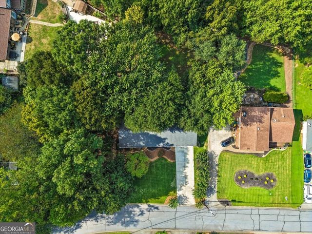 6855 Ramundo Drive, Atlanta, GA 30360
