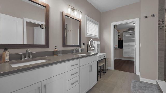 4664 Winding Oak Drive, Delaware, OH 43015